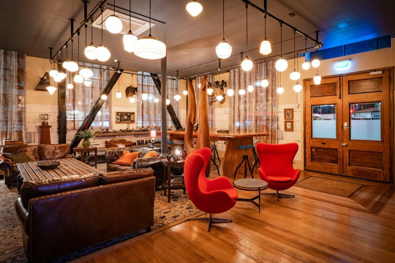 Hotel Poshtel à Oamaru Extérieur photo