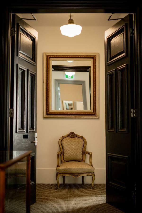Hotel Poshtel à Oamaru Extérieur photo