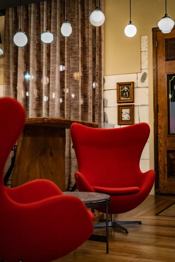 Hotel Poshtel à Oamaru Extérieur photo